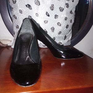 Coach black patent leather pumps